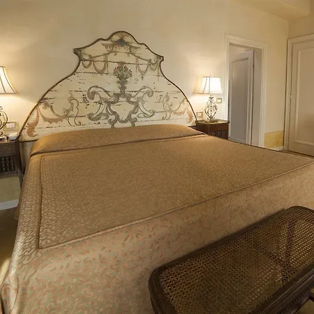 Гостевой дом Relais Fra' Lorenzo 4*