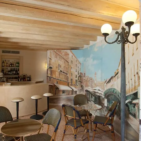 Relais Fra' Lorenzo 4* Верона