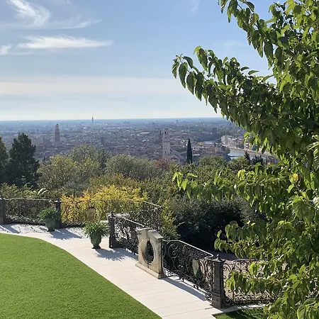 Relais Fra' Lorenzo بيت ضيافة