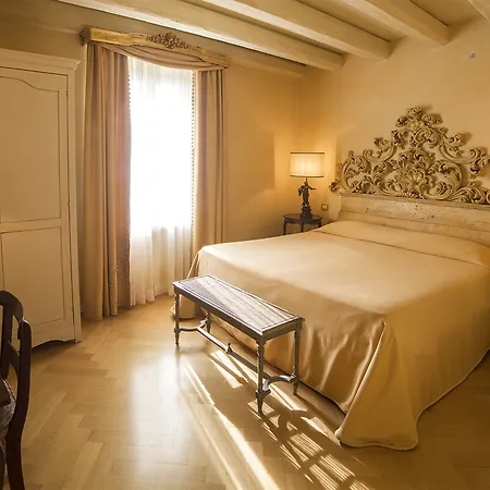 Relais Fra' Lorenzo 5* Verona