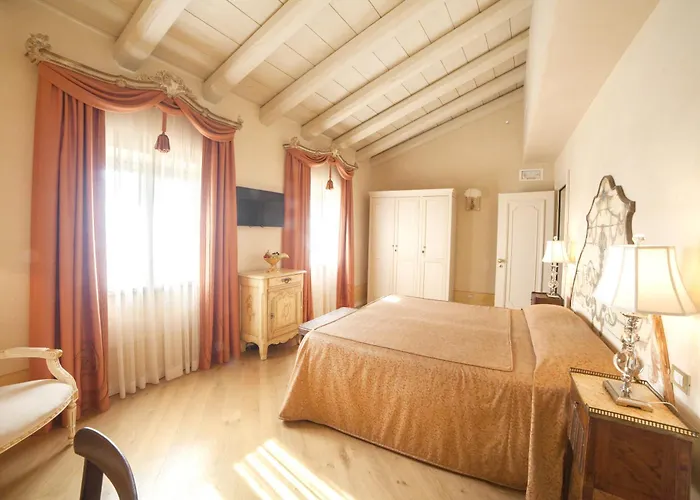 Relais Fra' Lorenzo 4*