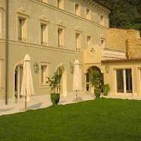 Relais Fra' Lorenzo Πανσιόν 4*